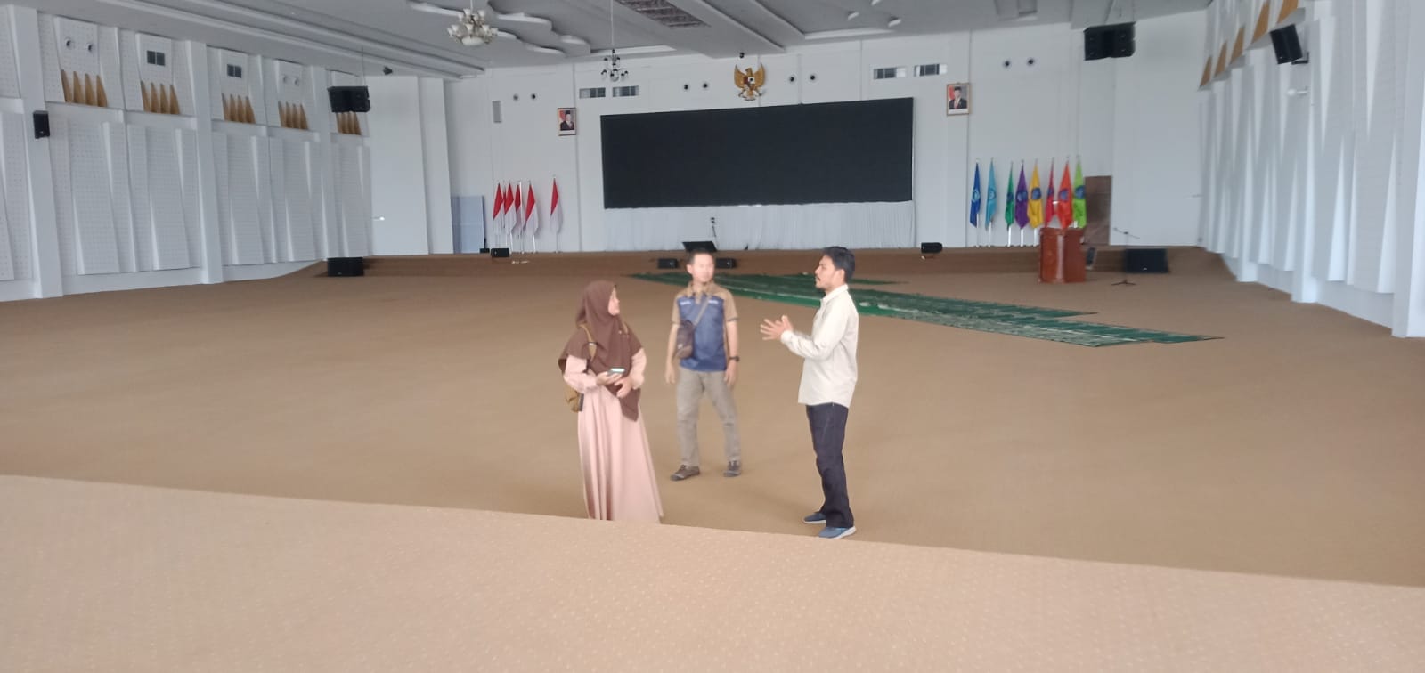 Survei Gedung